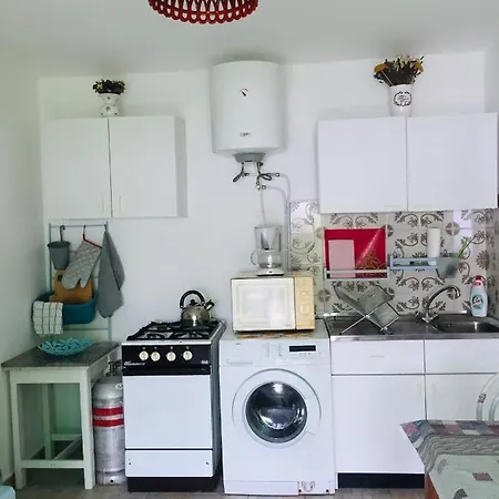 Retro Apartment *