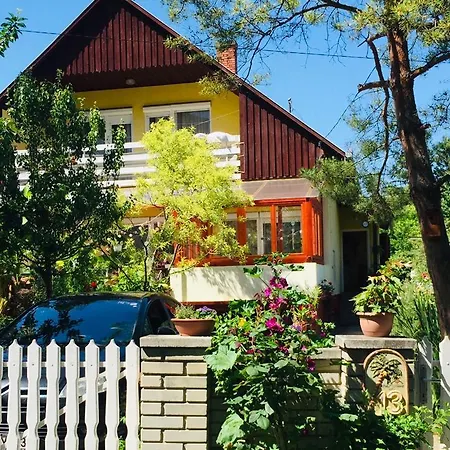 Retro Apartman